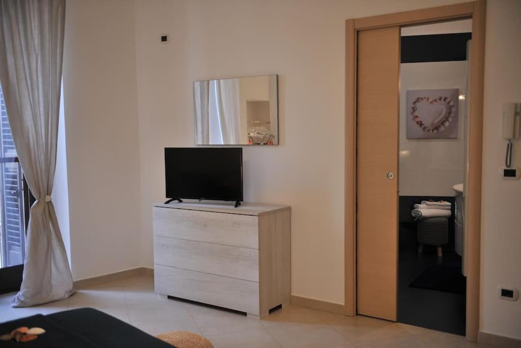 Dimora Monaco Apartment Монополи Екстериор снимка