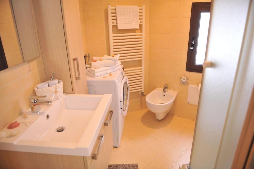 Dimora Monaco Apartment Монополи Екстериор снимка
